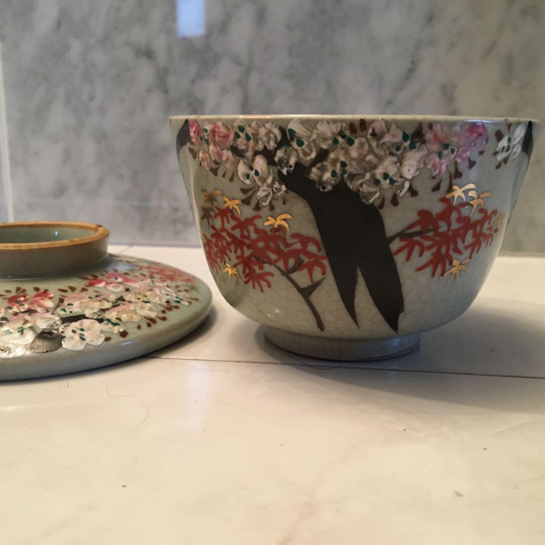 犬山焼 手描きの桜や楓が芸術的な美しさの蓋付き茶碗 - メルカリ