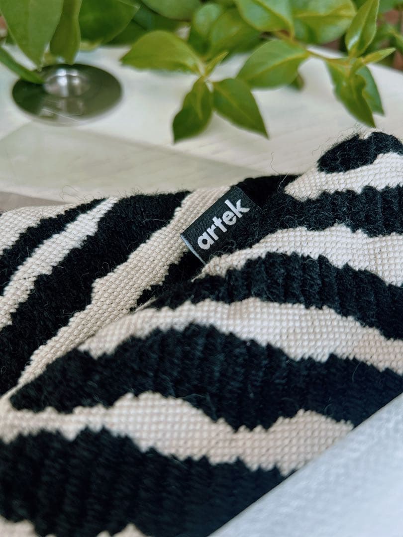 《artek》ゼブラ ウールクッションカバー 【50×50cm】