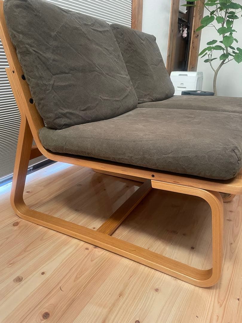 無印　リビングでもダイニングでもつかえるソファチェア　オーク材　カーキ　手渡し