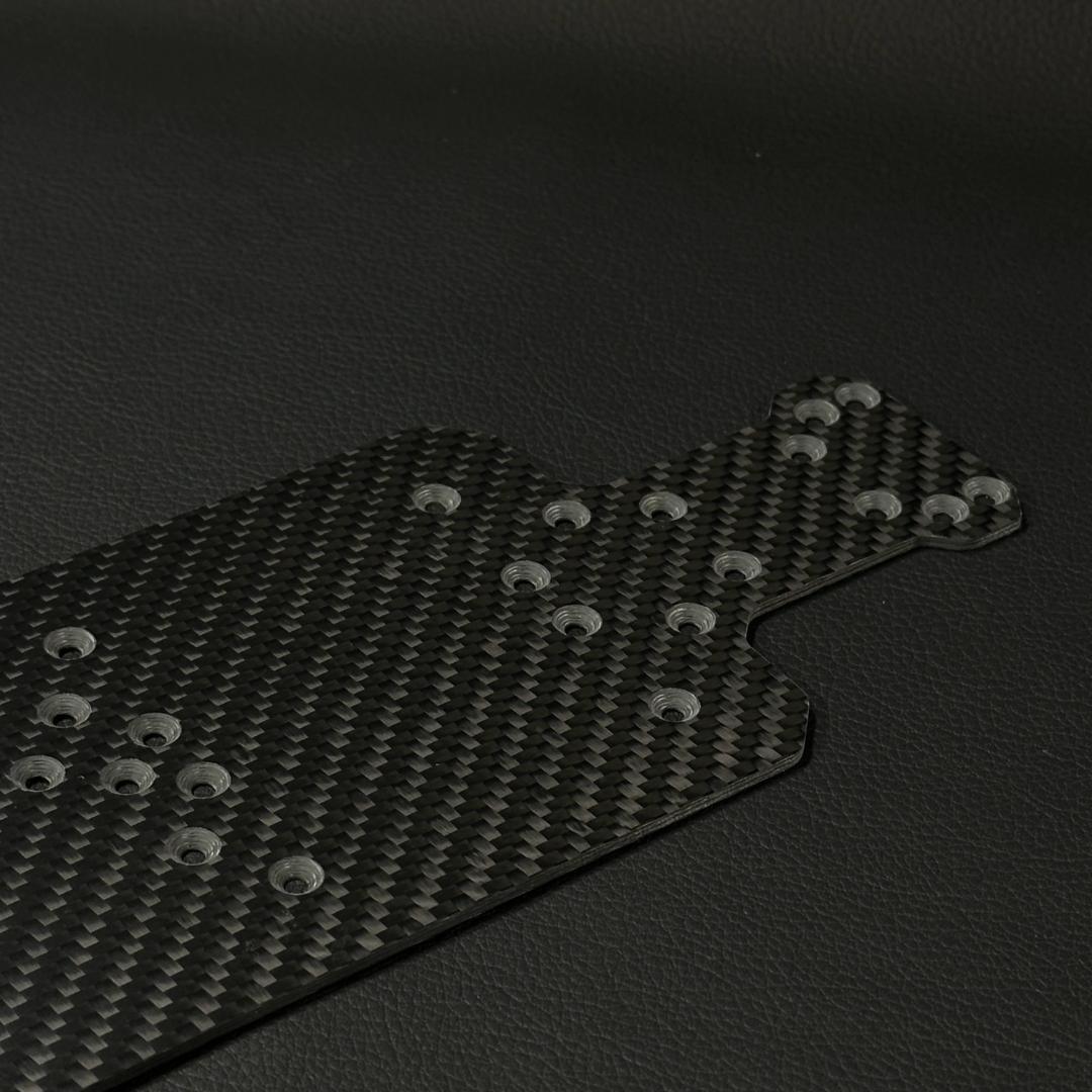 特注品 ヨコモ RD2.0 カーボンシャーシ 3.0mm 軽量化 キ m2128