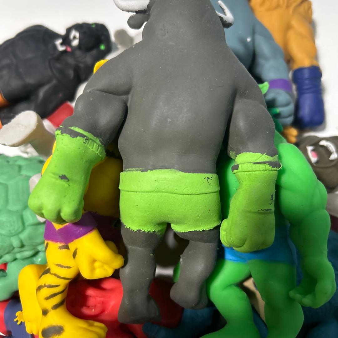 ストレッチーズミュータント16体　ダークウルフオリジナルキャップ