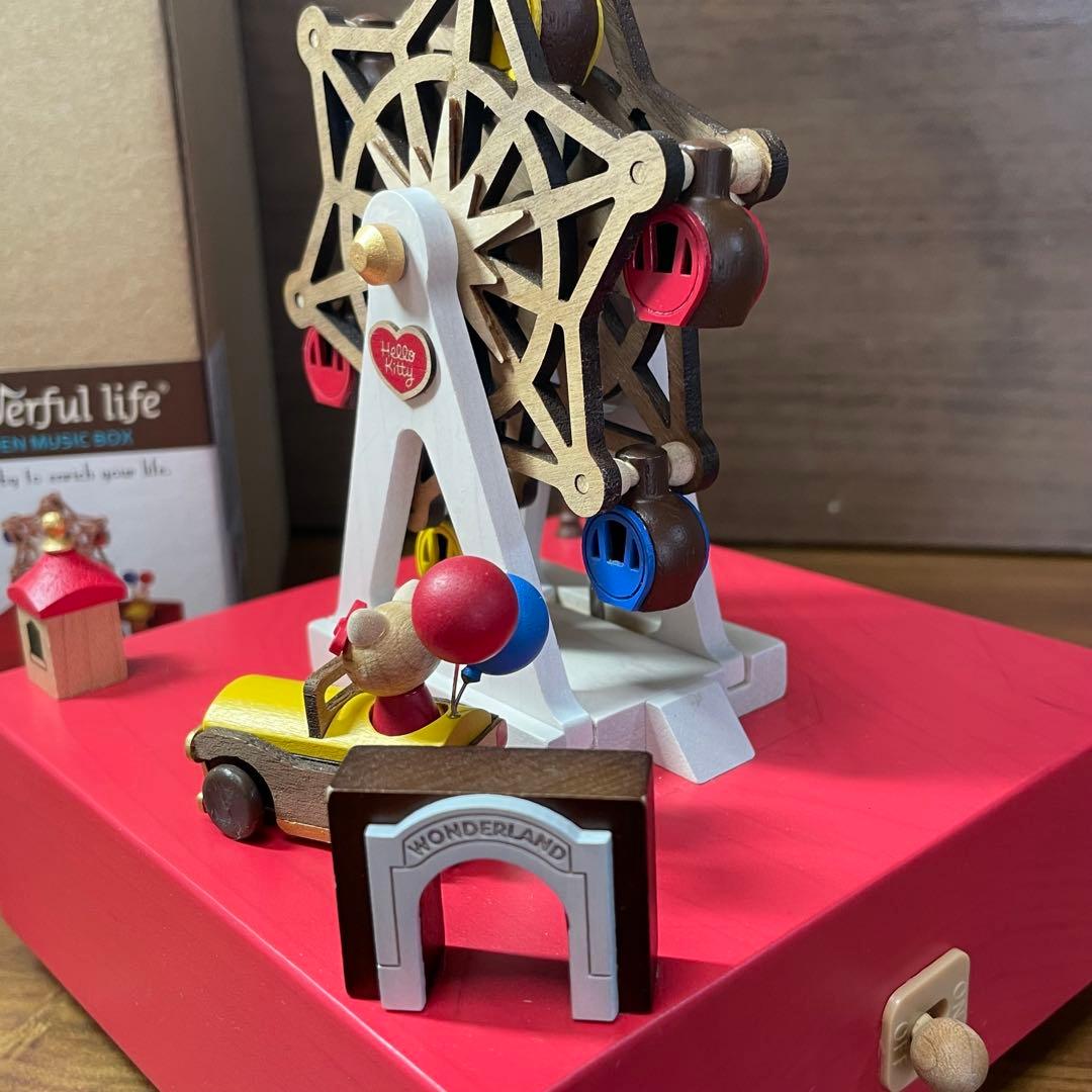 【廃盤　希少】2015年製　ジオラマ　ハローキティ 観覧車 木製オルゴール 箱付
