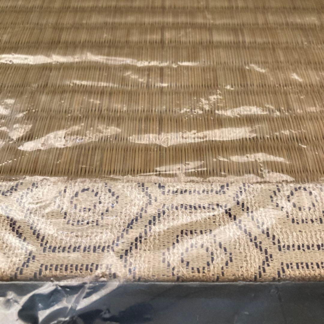 五月人形の屏風と台座