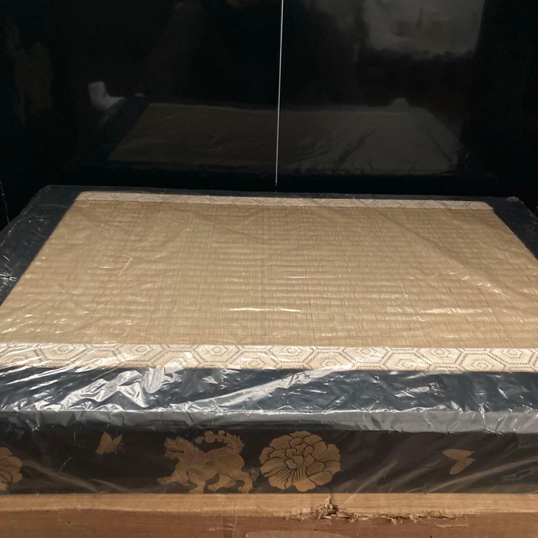 五月人形の屏風と台座