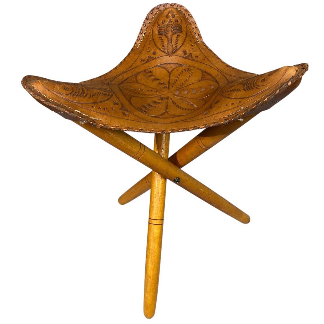 ハンティングチェア レザー ビンテージ　彫刻