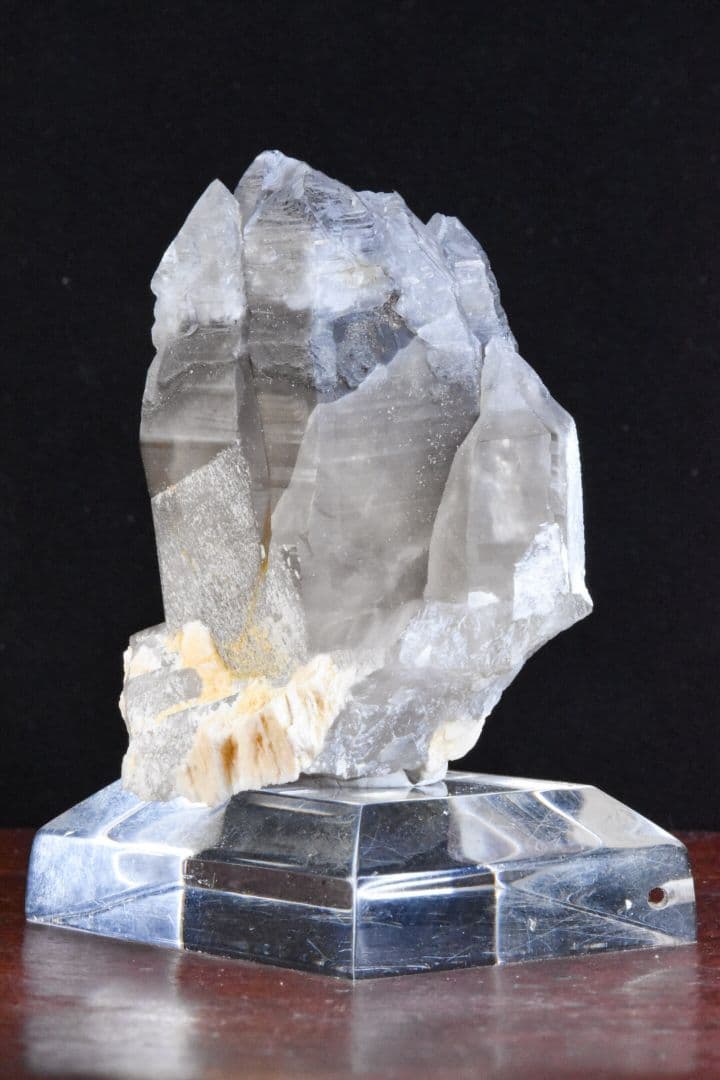 山梨県甲府市黒平産 スモーキークォーツホワイトキャップセプター