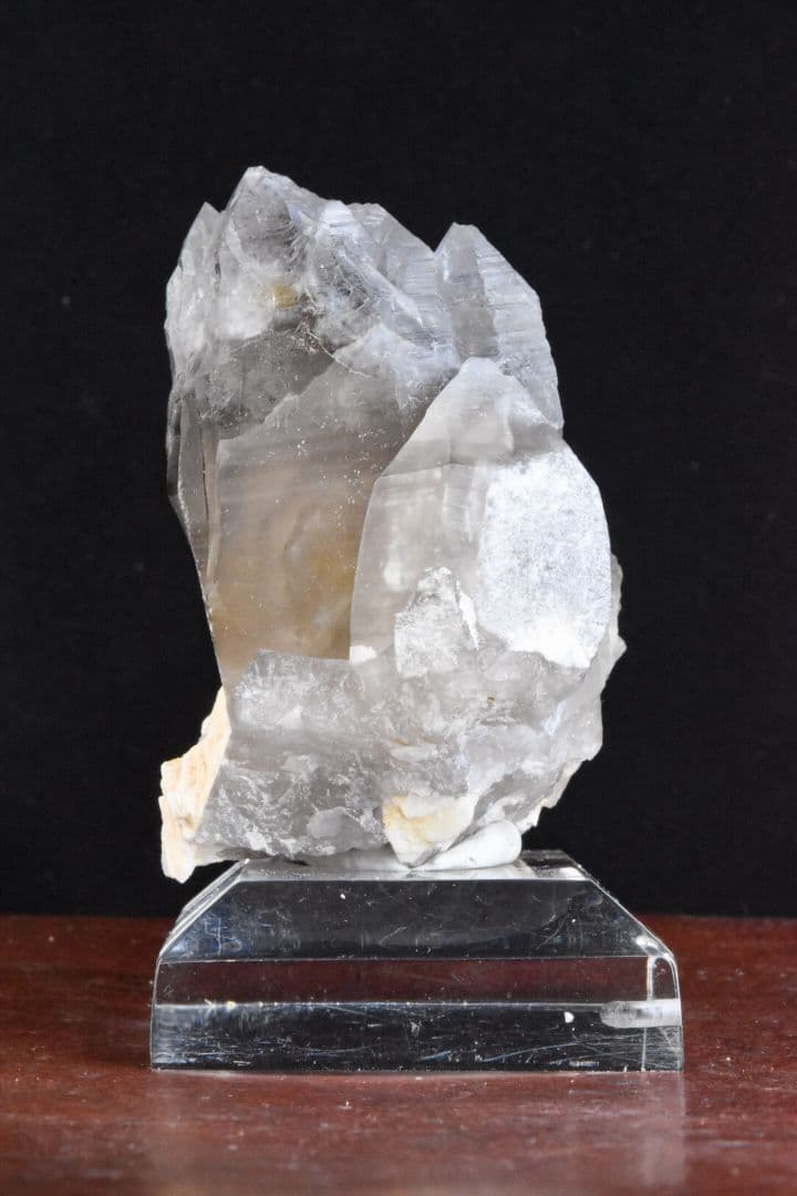 山梨県甲府市黒平産 スモーキークォーツホワイトキャップセプター