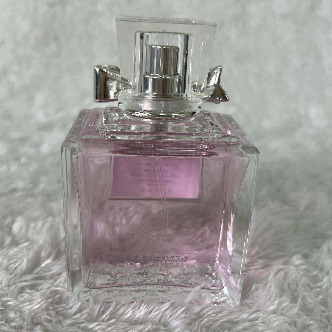 《香水》クリスチャンディオール　ミスディオールブルーミング　ブーケ香水