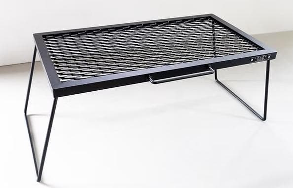 犬【サンゾー工務店】アイアンテーブル