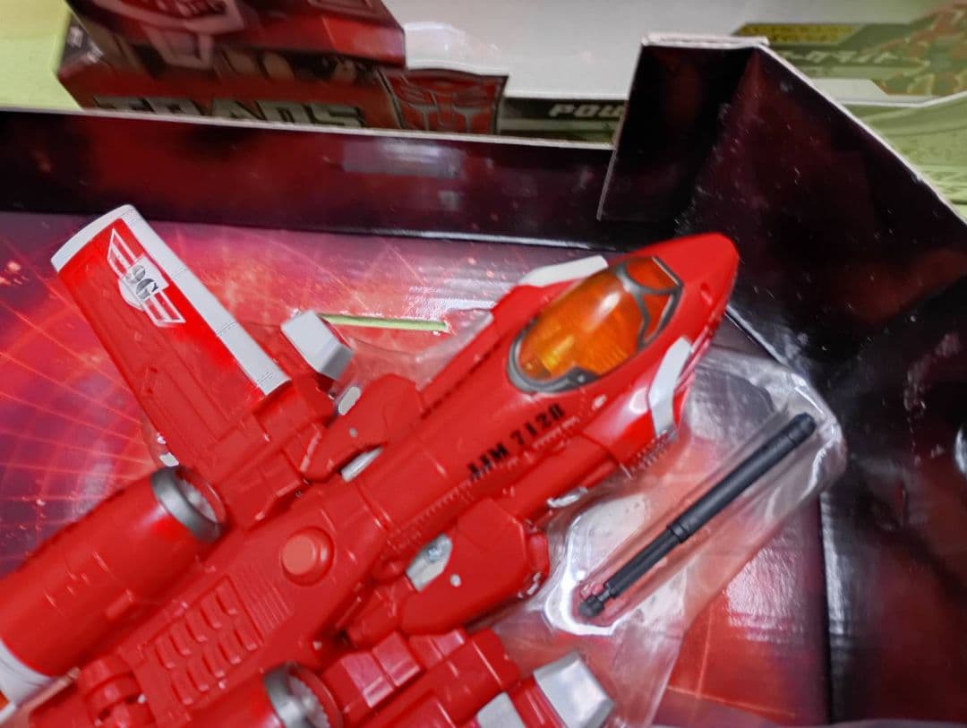 激レア!開封品 日本限定カラー トランスフォーマーウルトラクラス パワーグライド