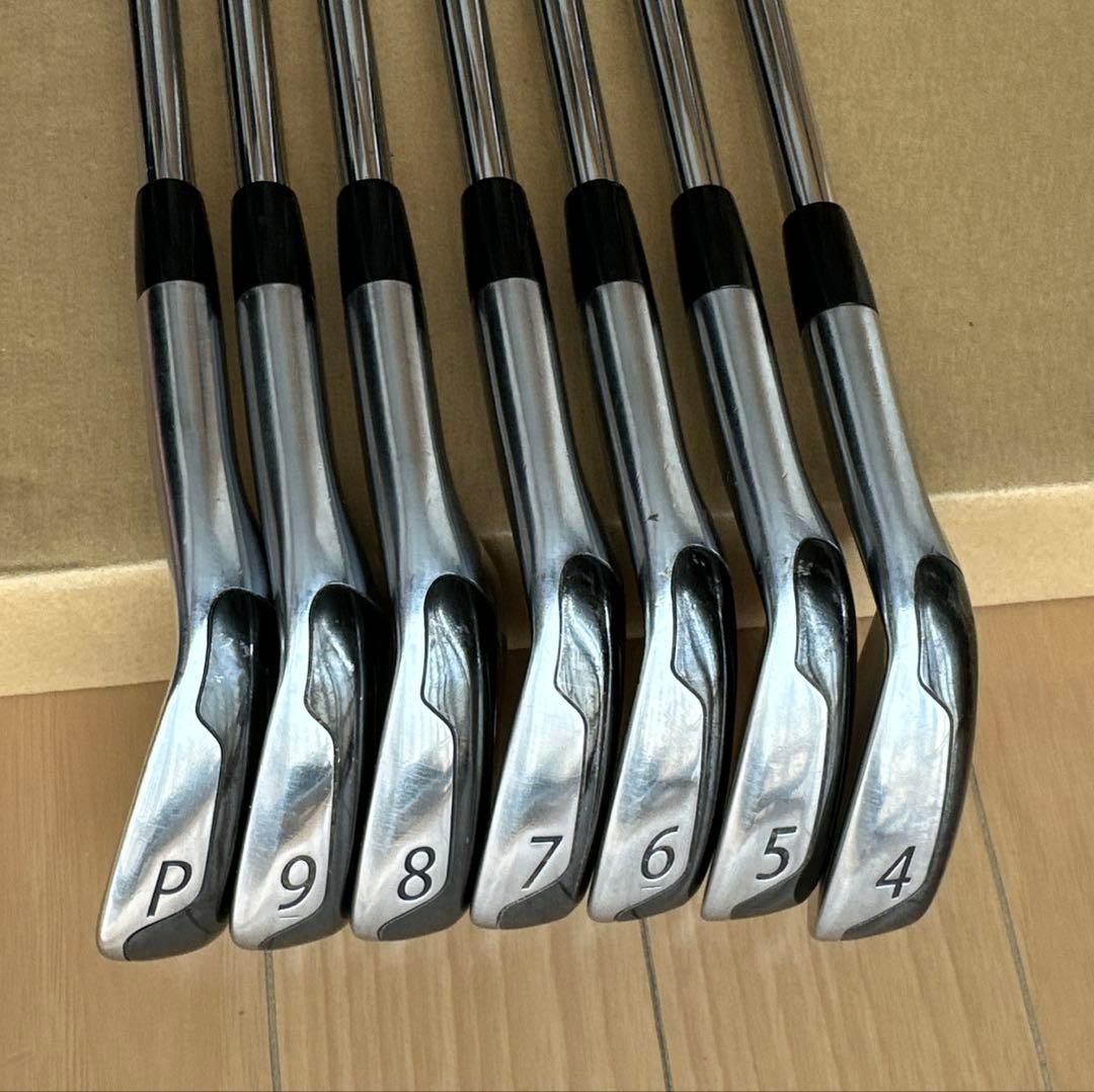 ジョジョの奇妙な冒険 ジョセフ シーザー バッジ メディコス ジャンフェス