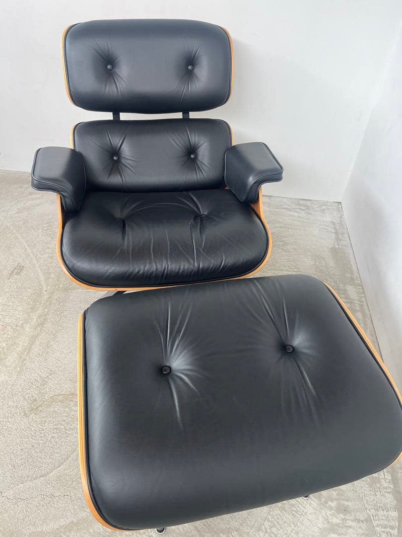 You　本日限定値下　イームズラウンジチェア&オットマン