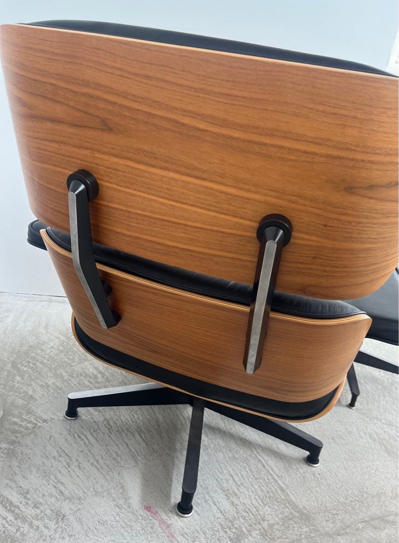 You　本日限定値下　イームズラウンジチェア&オットマン