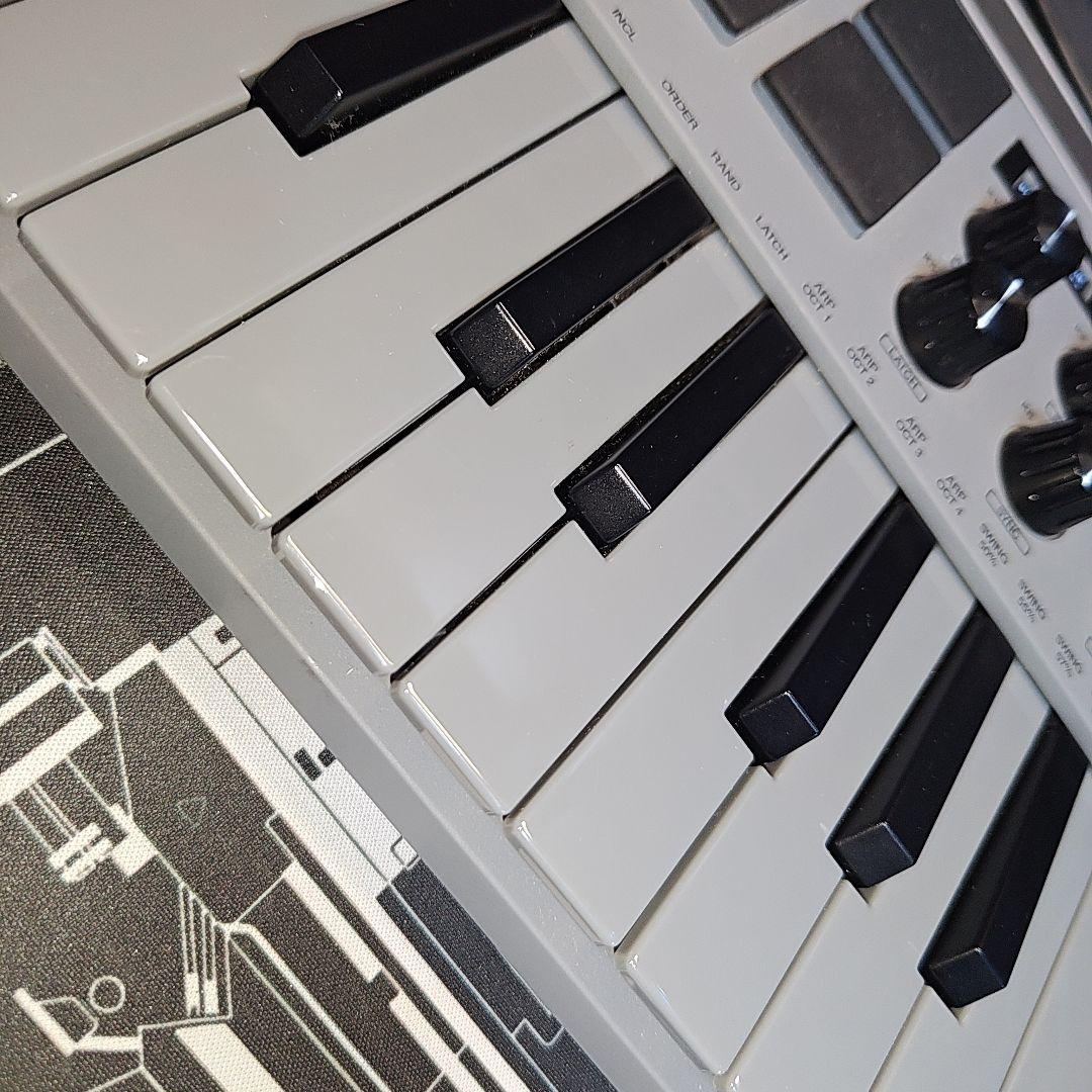 AKAI MPK mini Professional 通電確認済み MIDI
