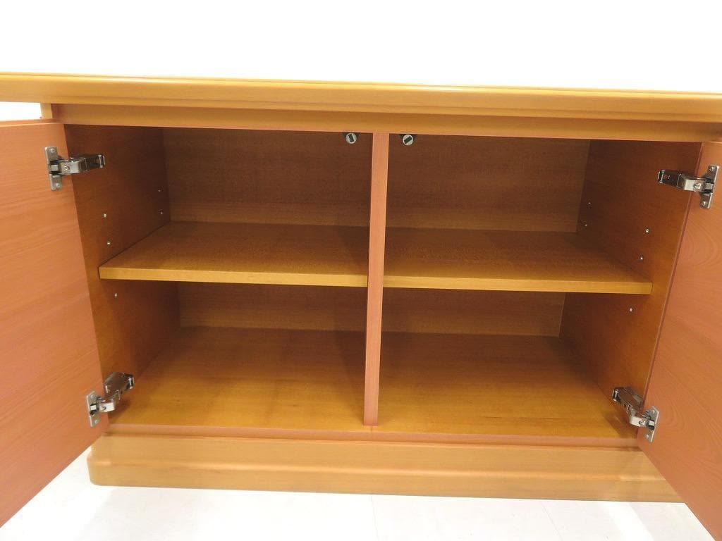 美品　天童木工　サクラ材　サイドボード　収納　キャビネット　チェスト　モダン