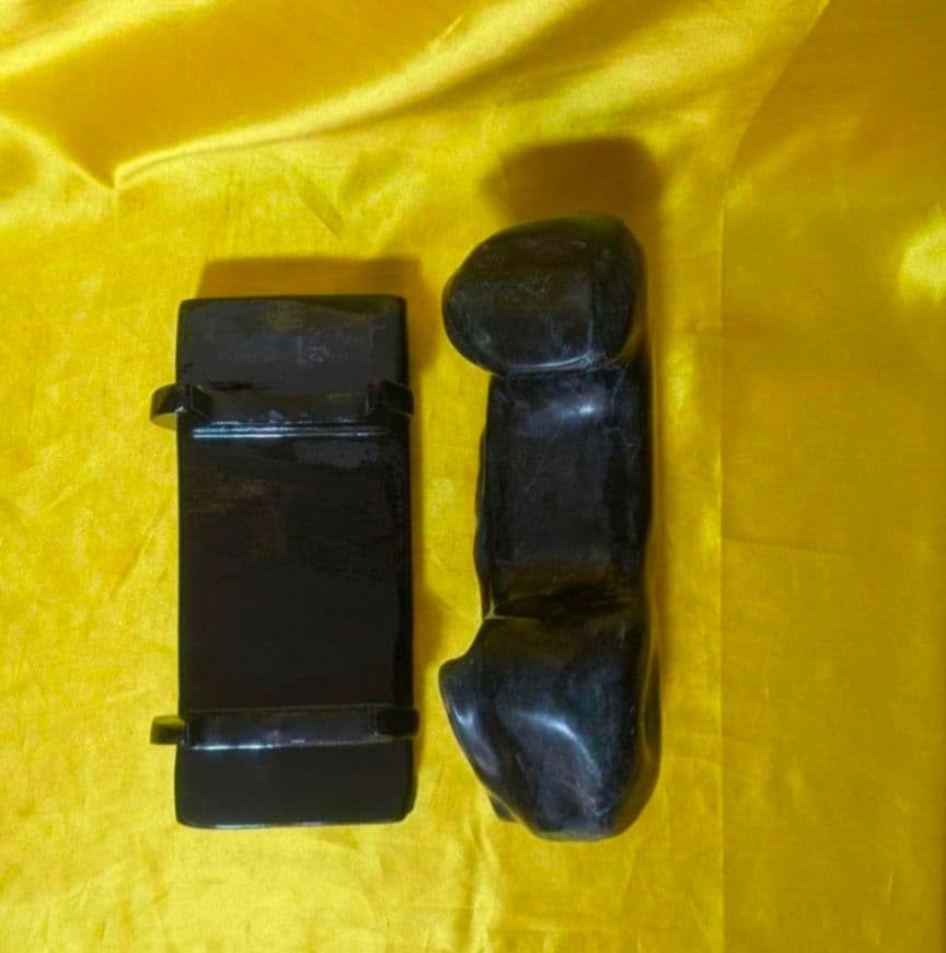 【次は貴方の番です】⭕️最高最強金運財運魔除　勾玉蛇石3.5キロ