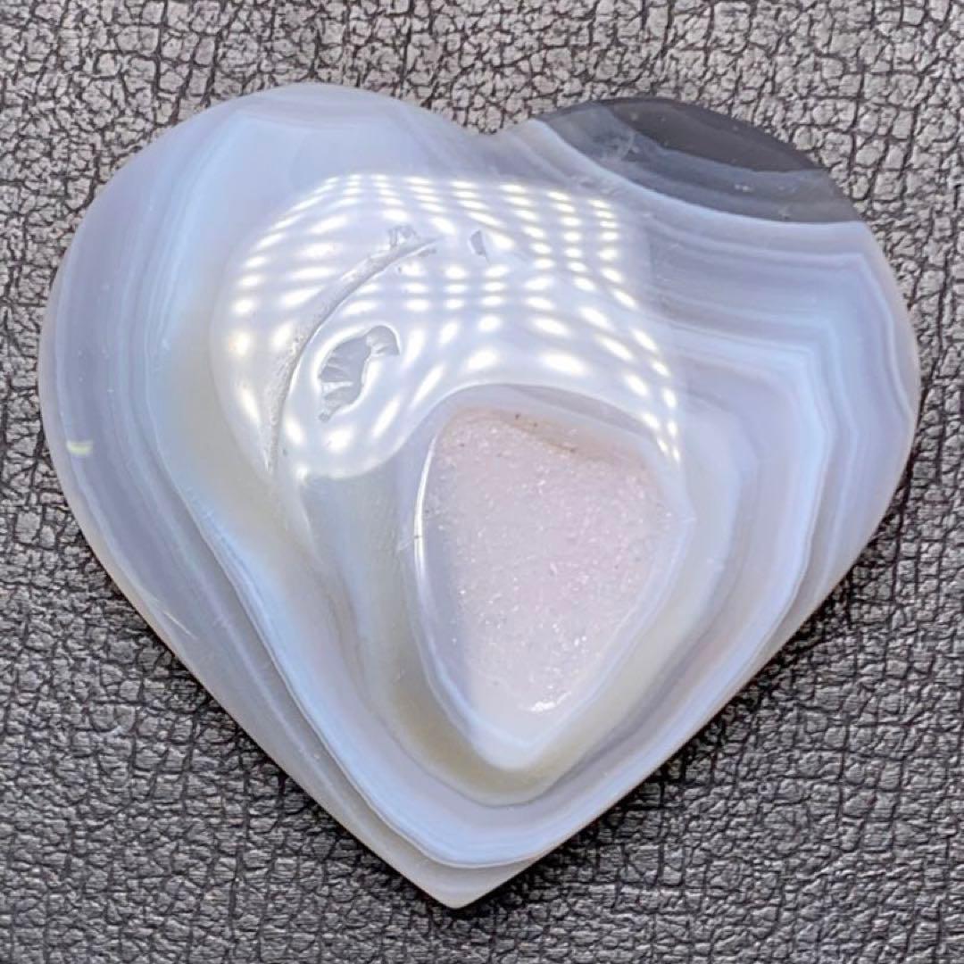 0606168  天然瑪瑙水晶共生ハート型