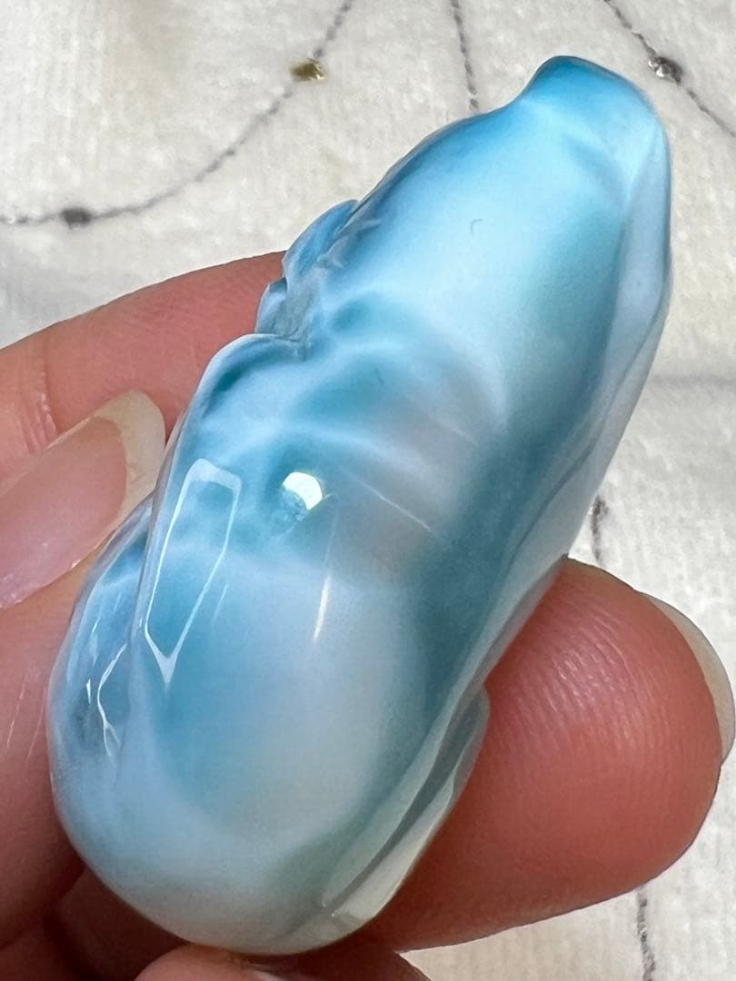 彫刻 ラリマー　アニマル　クマ　猫　たぬき　キツネ　犬　天然石