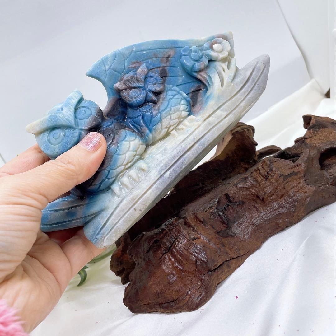 天然石】トロレアイト 大きなフクロウのカービング☆置き物 - メルカリ