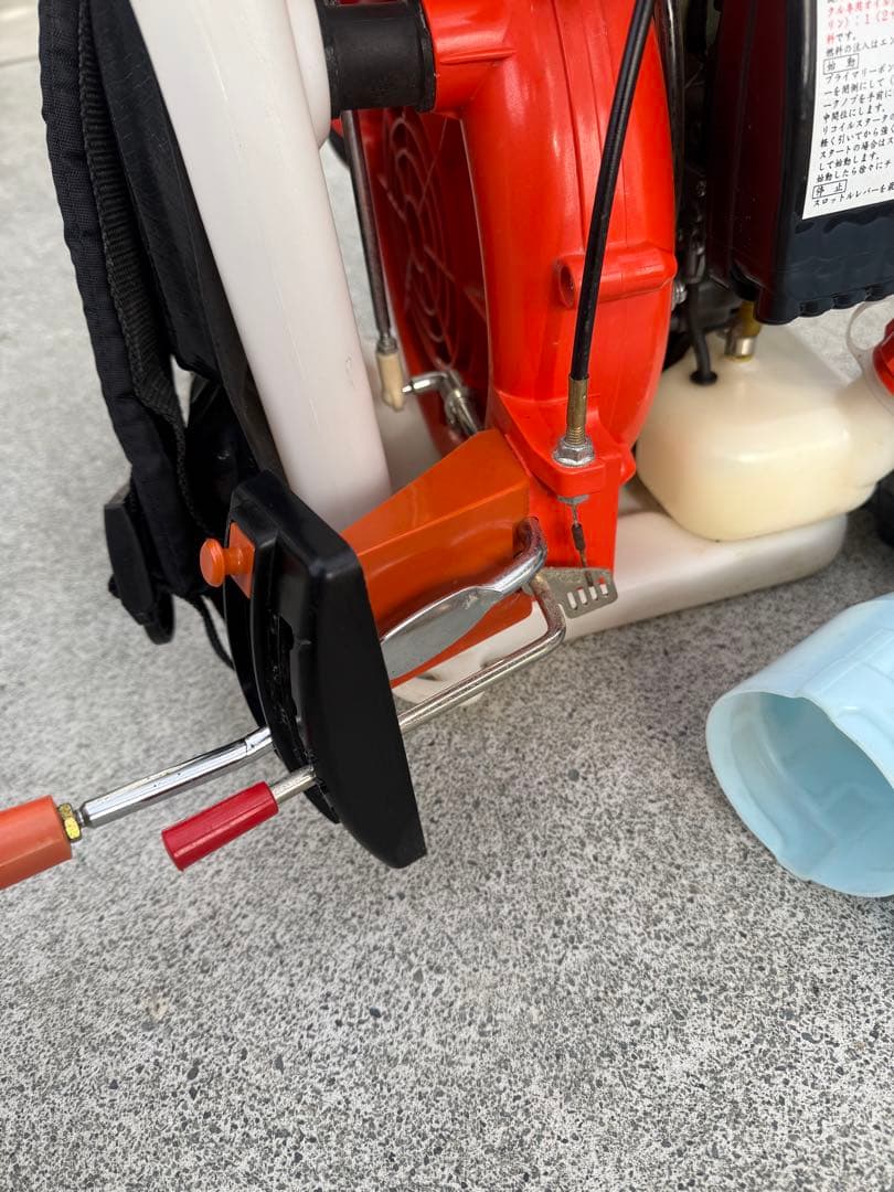 【極美品】 共立 DME401 共立背負動力散布機 農薬 肥料 除草剤