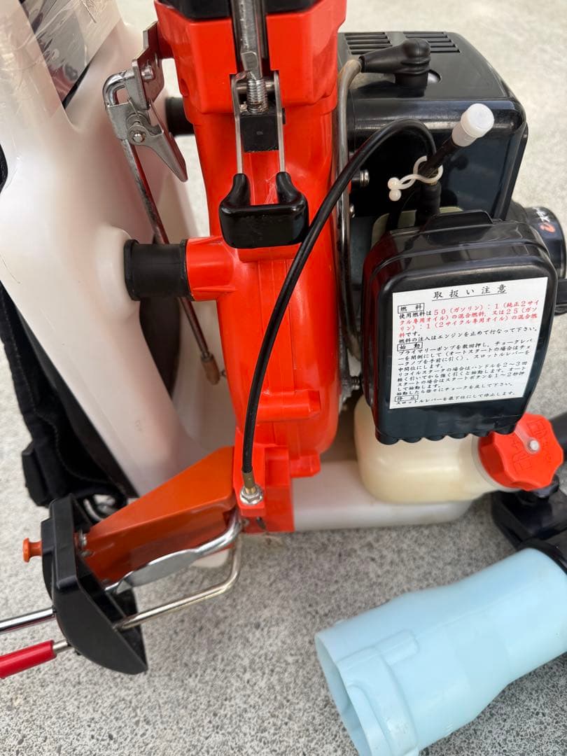 【極美品】 共立 DME401 共立背負動力散布機 農薬 肥料 除草剤