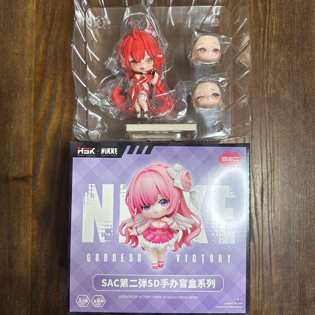 勝利の女神:NIKKE ニケ SDフィギュア デフォルメフィギュア レッド