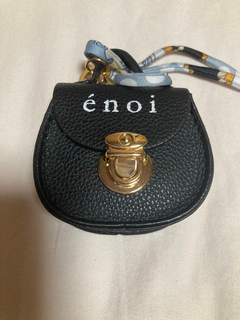 énoi ハンドクリームとアクセサリーセット