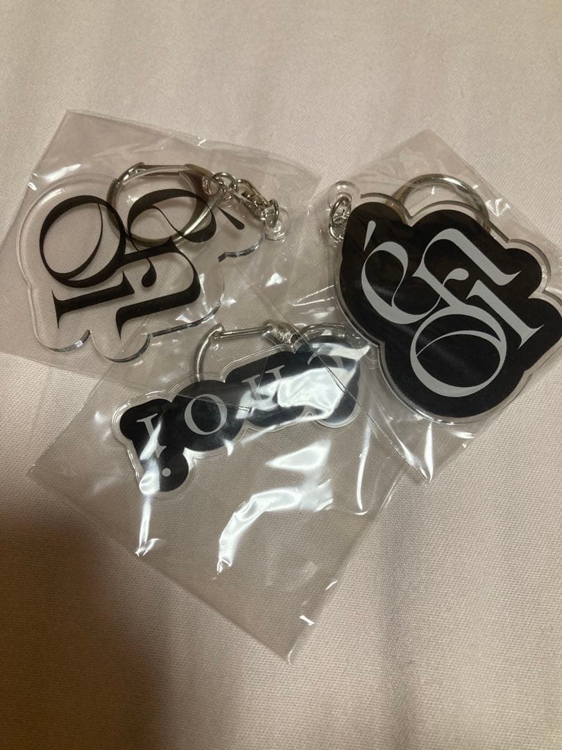 énoi ハンドクリームとアクセサリーセット