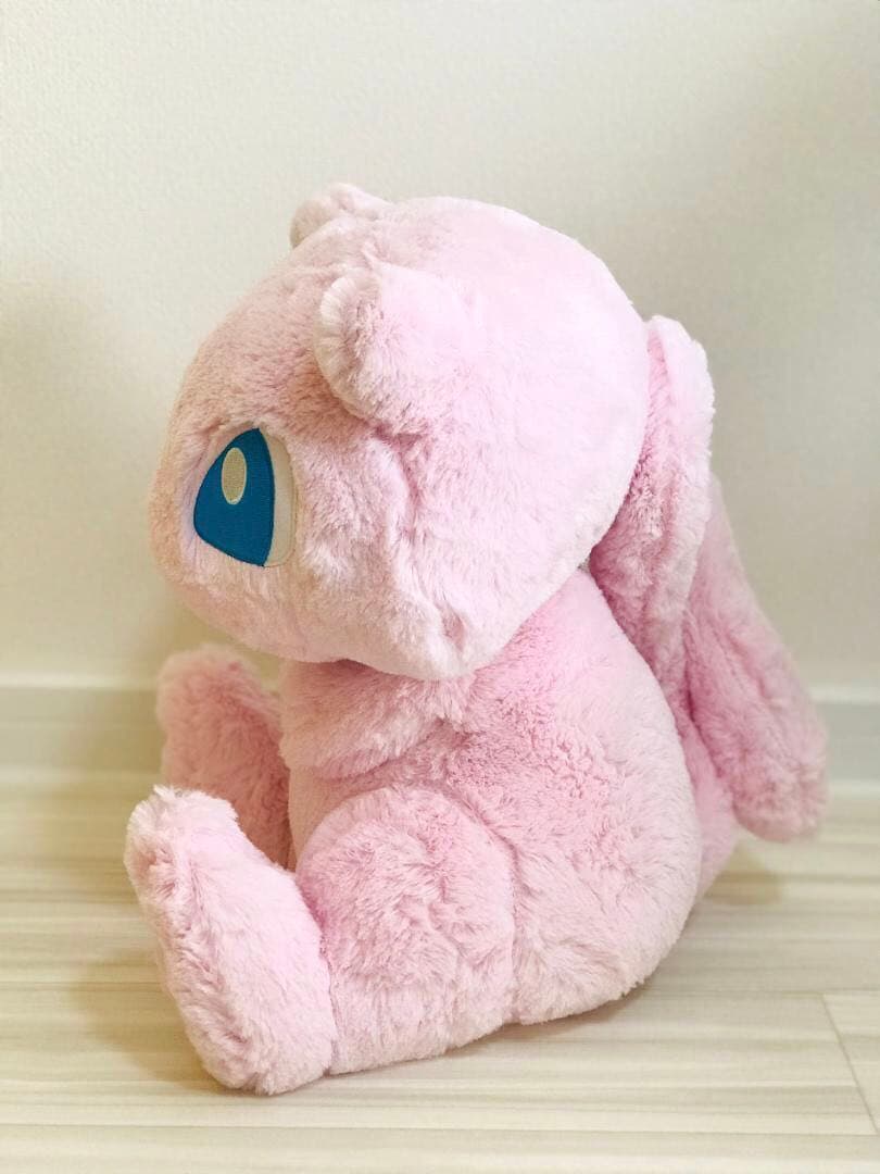 ❤新品・紙タグあり❤ おっきいふわふわぬいぐるみ ミュウ ポケモン