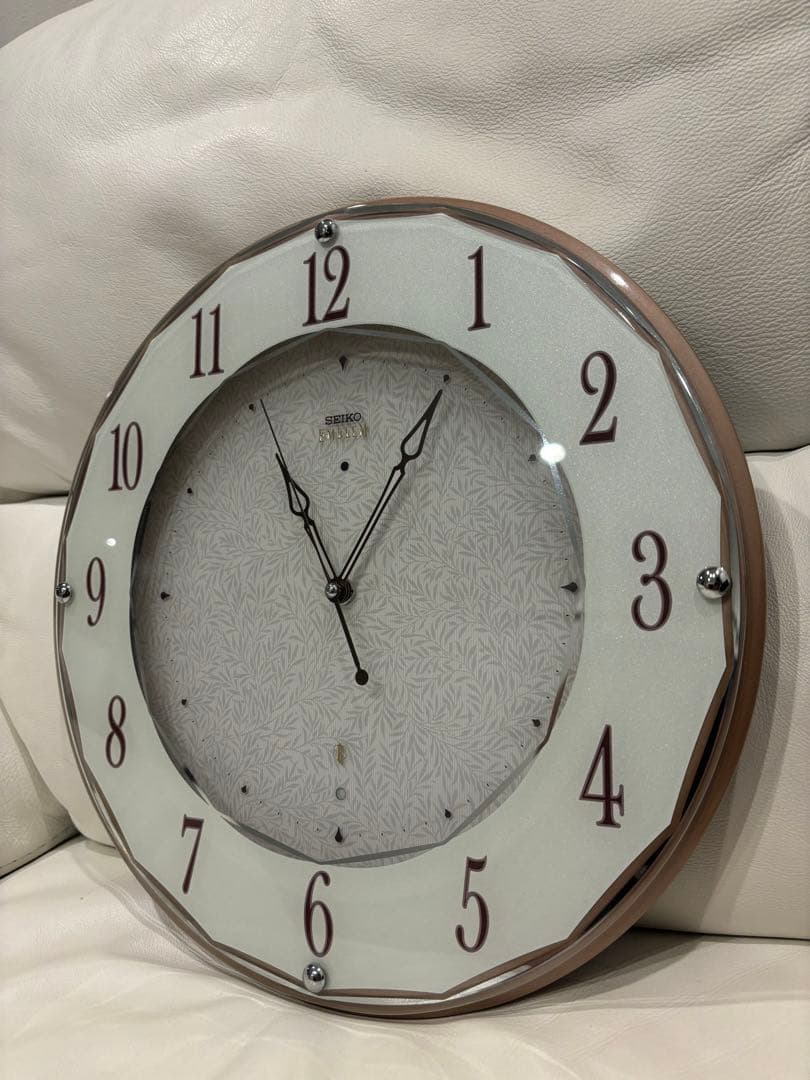 SEIKO EMBLEM HS524A セイコー エンブレム ホワイト 掛時計