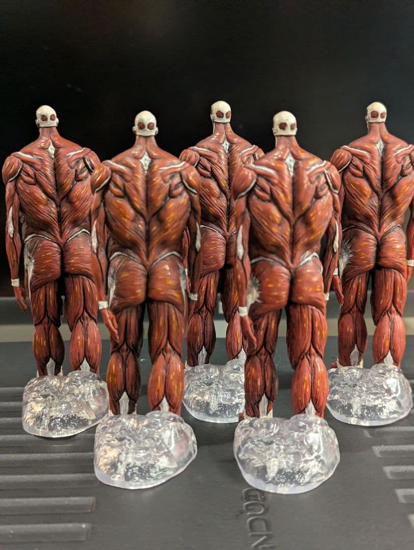 進撃の巨人　地ならしフィギュア5種セット　リペイント