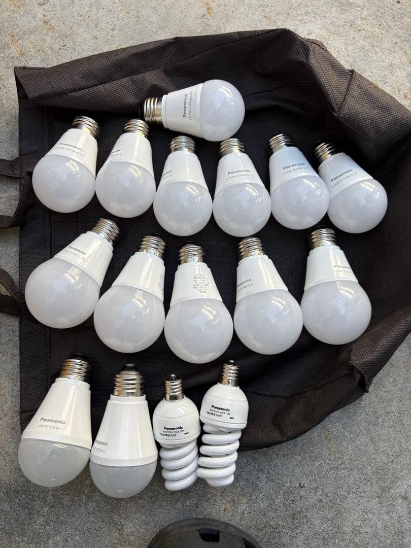 Panasonic LED電球 14個　電球型蛍光灯7個 計21個