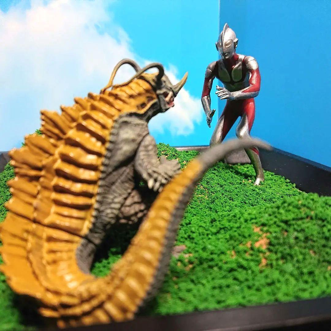 シンウルトラマン対ネロンガ ミニジオラマ - メルカリ