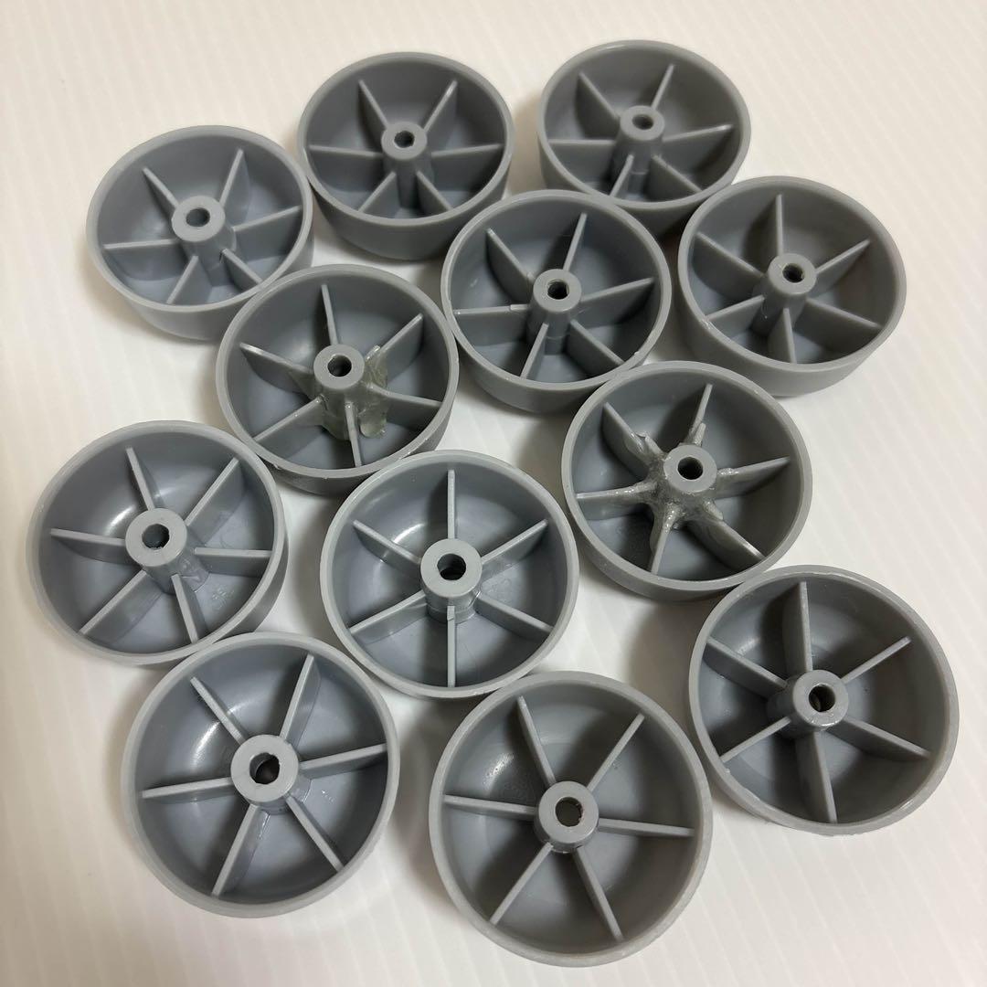 IKEA デトルフ ホワイト 3台 ガラス扉キャビネット コレクションケース