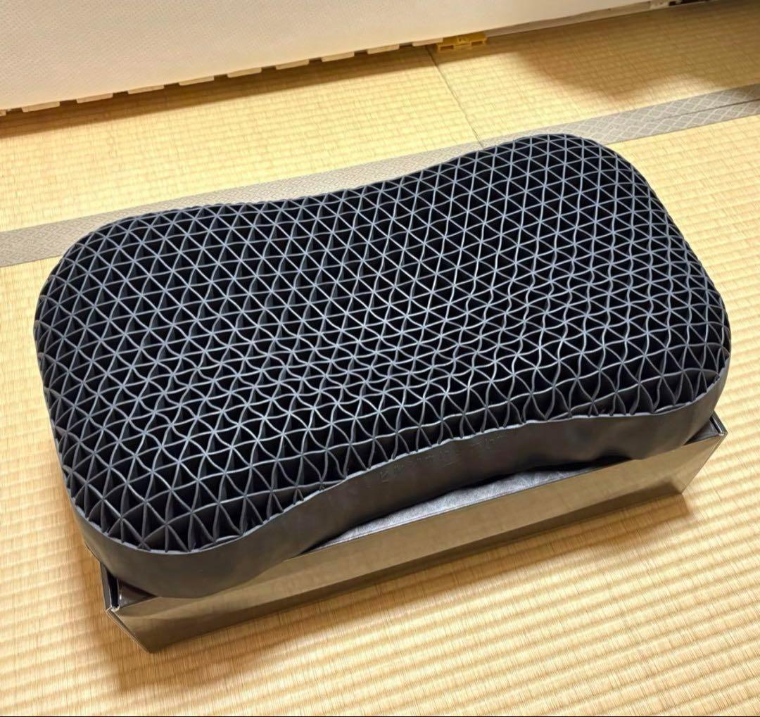 【美品】ヒツジのいらない枕　極柔　テンセル枕カバー付