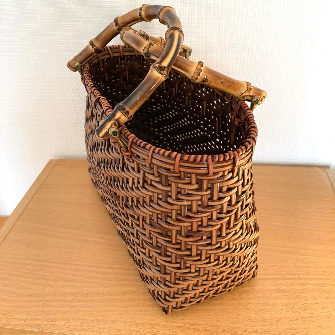 籐かごバッグ 編み込みデザイン