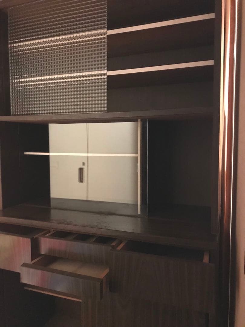 食器棚　昭和レトロ　ヴィンテージ　匿名配送