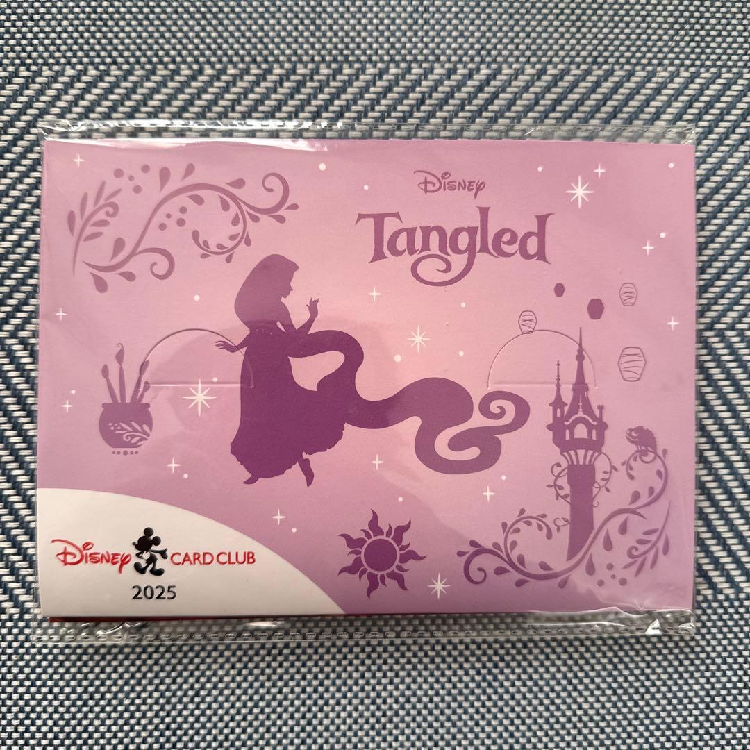 ディズニーJCBカード ピンバッジ ラプンツェル Disney グッズ - メルカリ