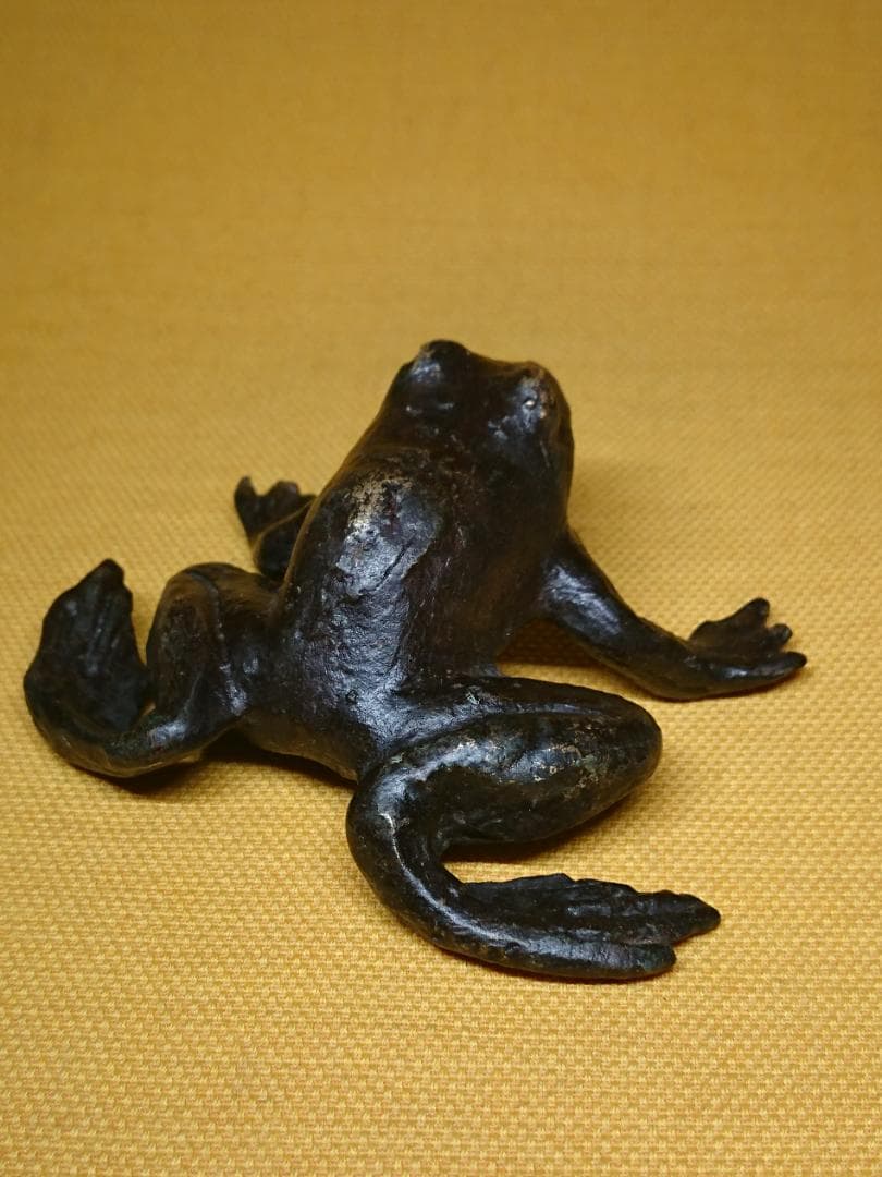カエル　蛙　銅製　ブロンズ像　骨董　置物　インテリア　工芸品　美術品　A3392