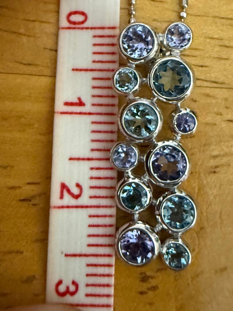 売り切り特価❣️k18 WG アクアマリン　タンザナイト入りネックレス