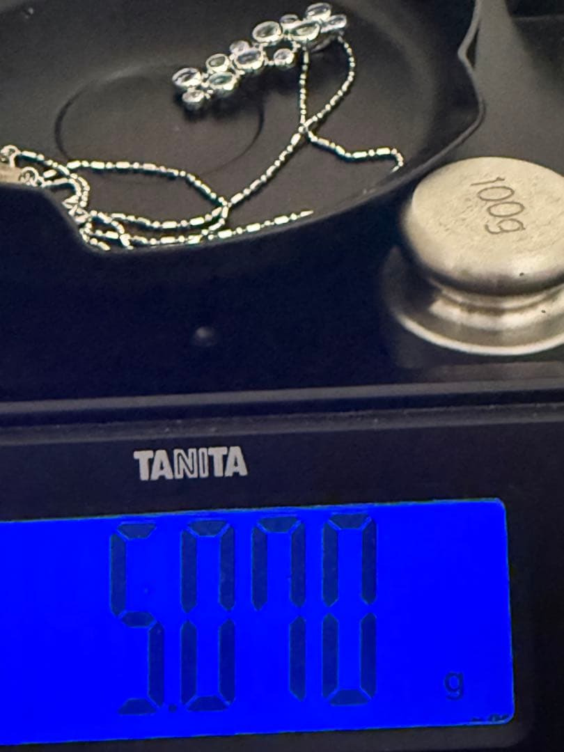 売り切り特価❣️k18 WG アクアマリン　タンザナイト入りネックレス