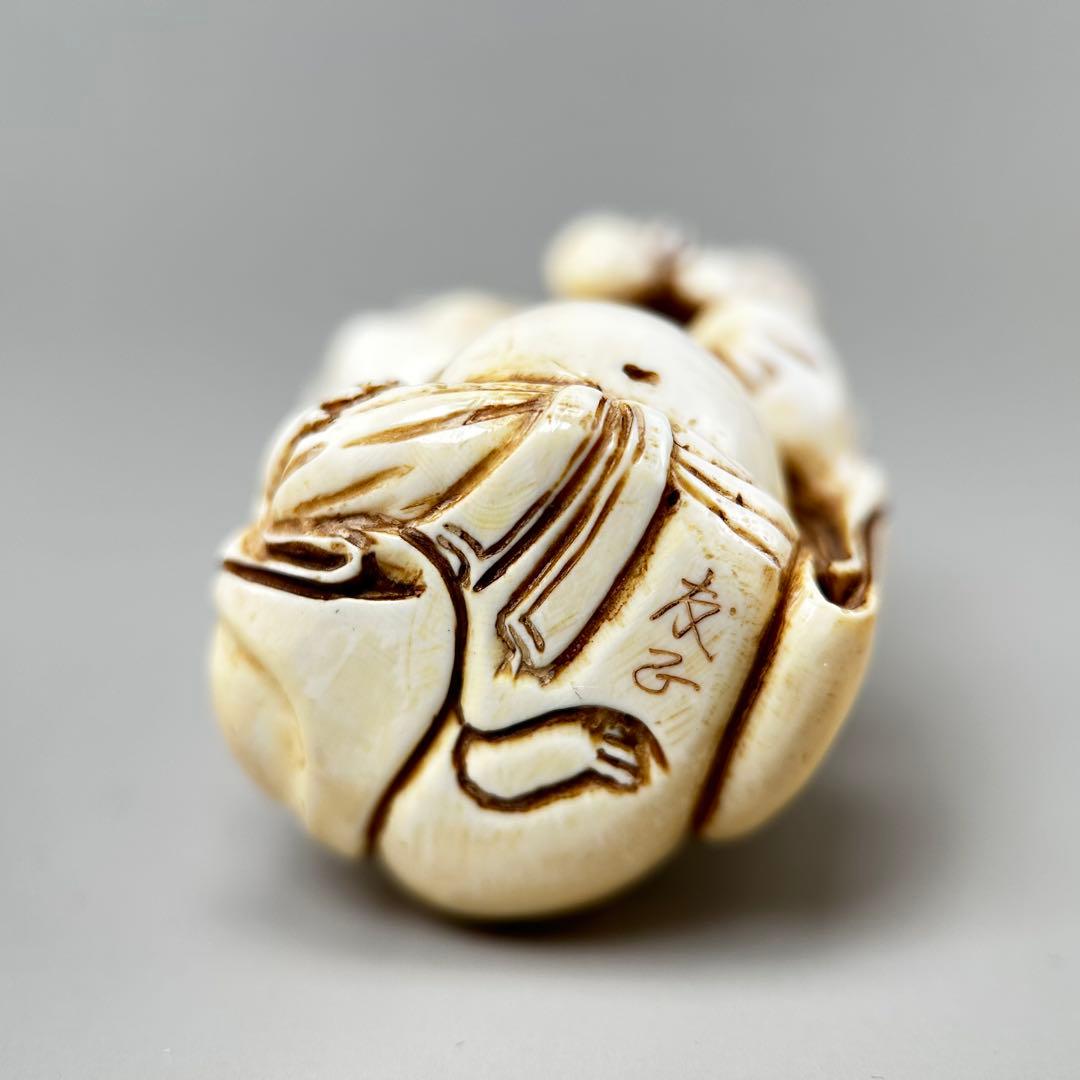 仏像と小僧の彫刻極上根付天然素材アンティーク骨董飾り物古美術置物細密