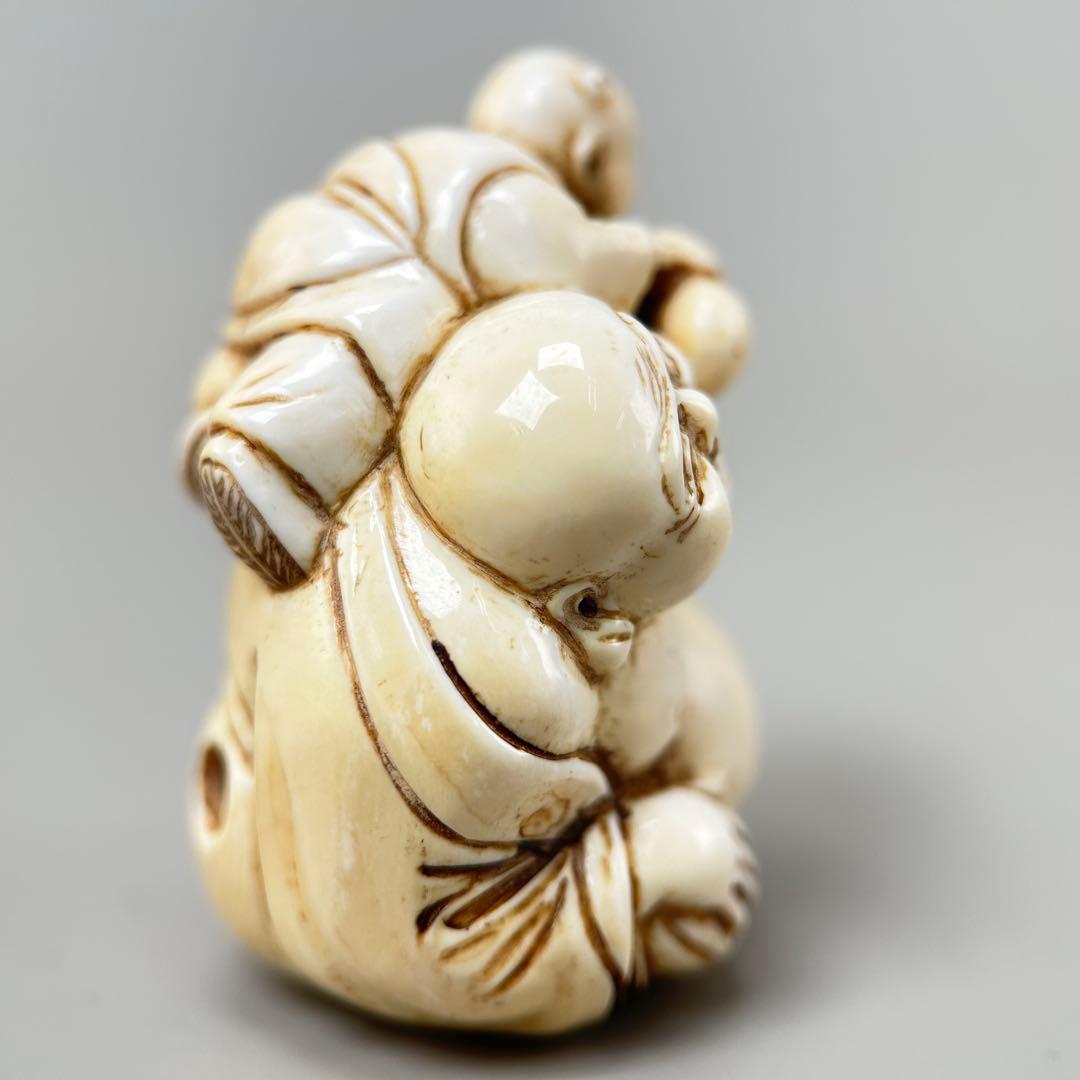 仏像と小僧の彫刻極上根付天然素材アンティーク骨董飾り物古美術置物細密