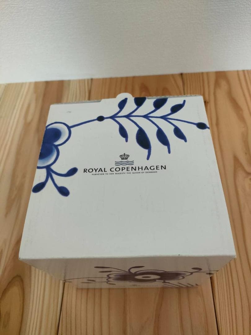 【新品未使用】ロイヤルコペンハーゲン ブルーフルーテッド メガ ジャグ 0.6L