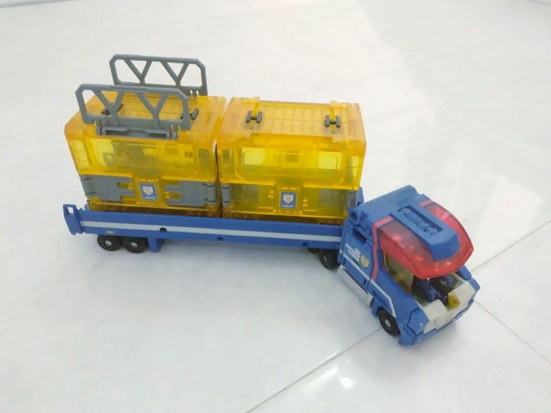 ハイパーレスキュー・ハイパーブルーポリス・トミカ・隊員・犬 価格