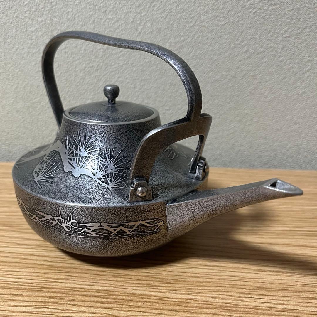 銚子(屠蘇器)　錫　レトロ　蔵出し　年代物　松模様 お正月　酒器