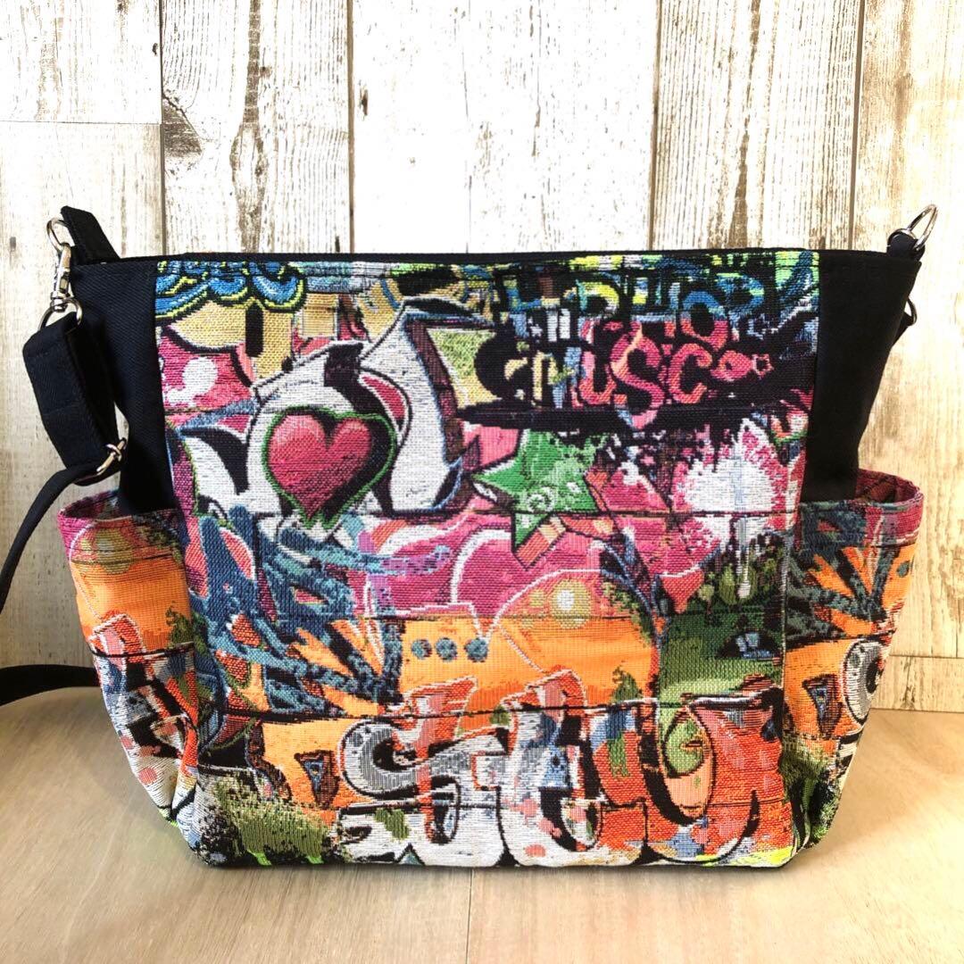 さとみ　デニムショルダーバッグ　ブラック　スプレー