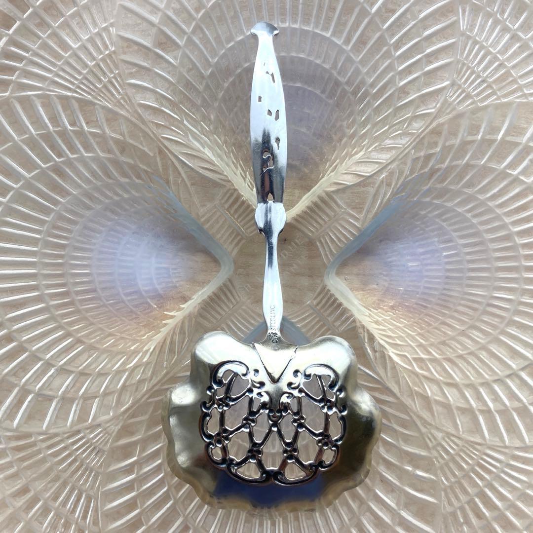 純銀　フラワー透かし　ナッツスプーン