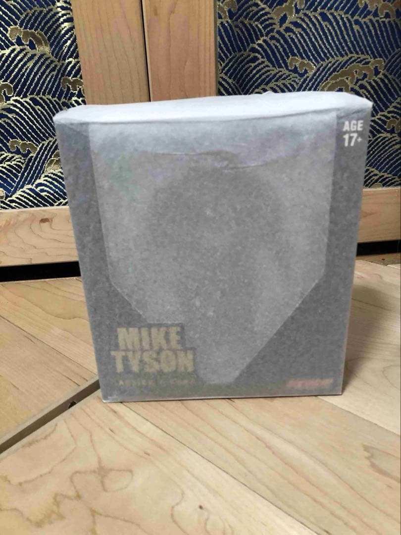Storm Collectibles マイクタイソン1/12 champ ver - メルカリ