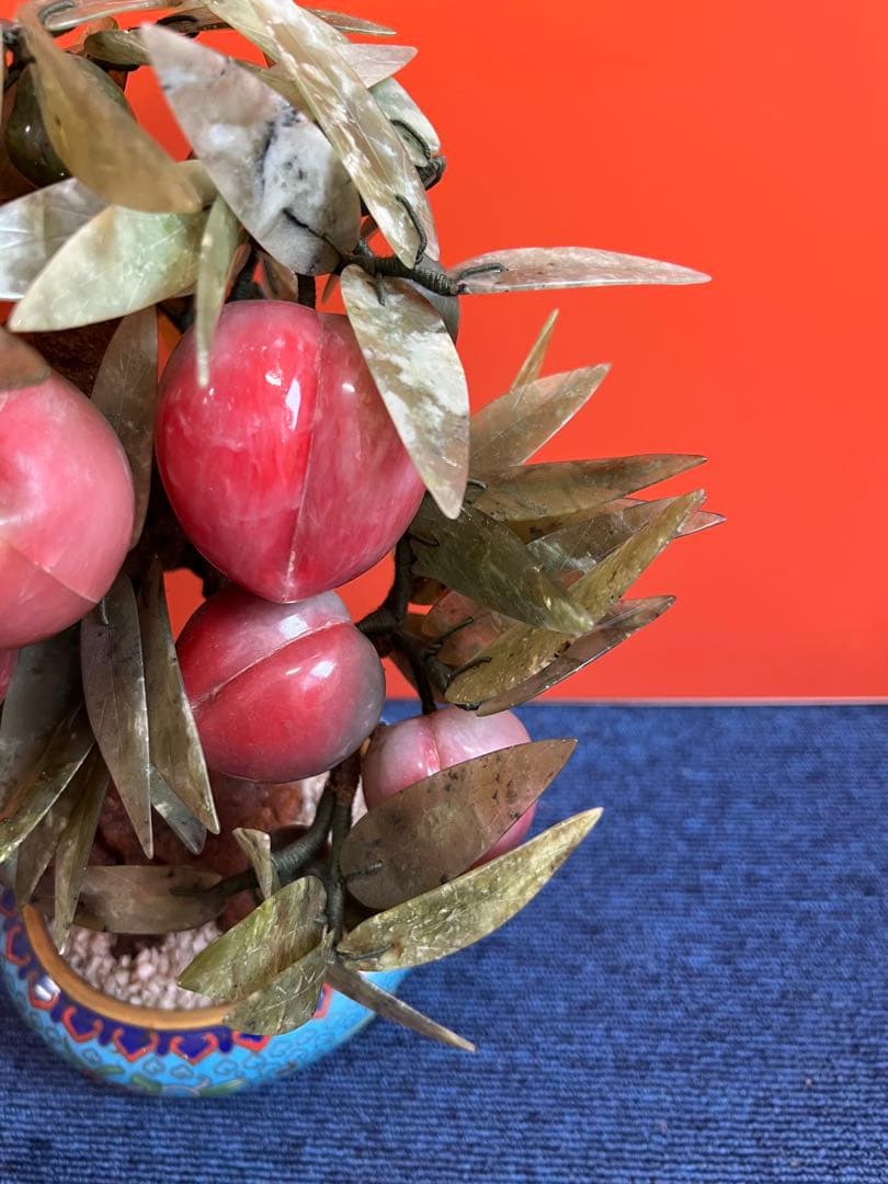 1184 中国美術 桃樹玉石 桃木玉石盆栽 景泰藍 石細工彫刻 置物 - メルカリ